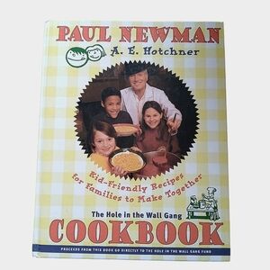 Hole in the Wall Gang Cookbook: Kid-Friendly Recipes for Families Hardcover